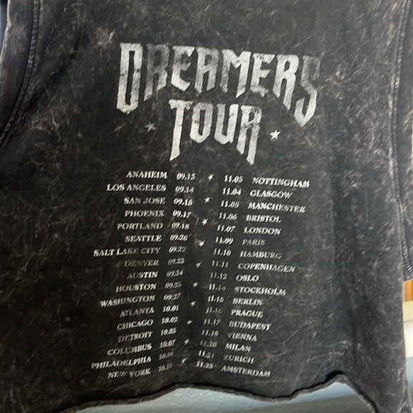 || Hollister || Cutoff Cropped Tank Top• Dreamers Tour • sz Large - Picture 8 of 10